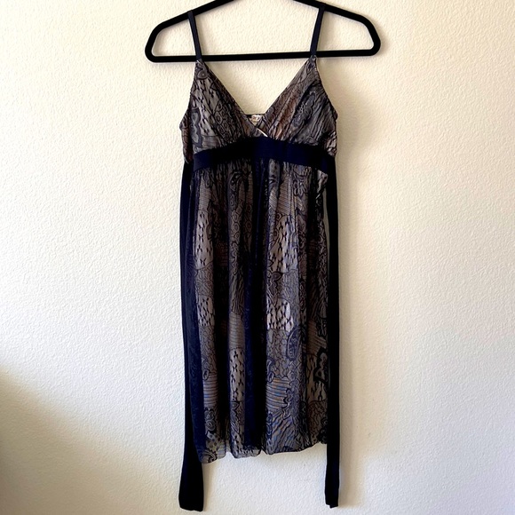 FOREVER LACE OverLay Dress Fully Lined Padded Top Back Tie - Picture 1 of 7